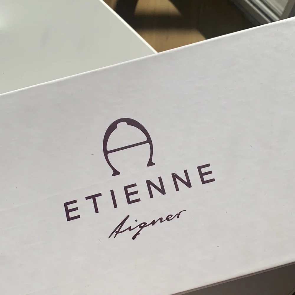 Etienne Aigner Pumps